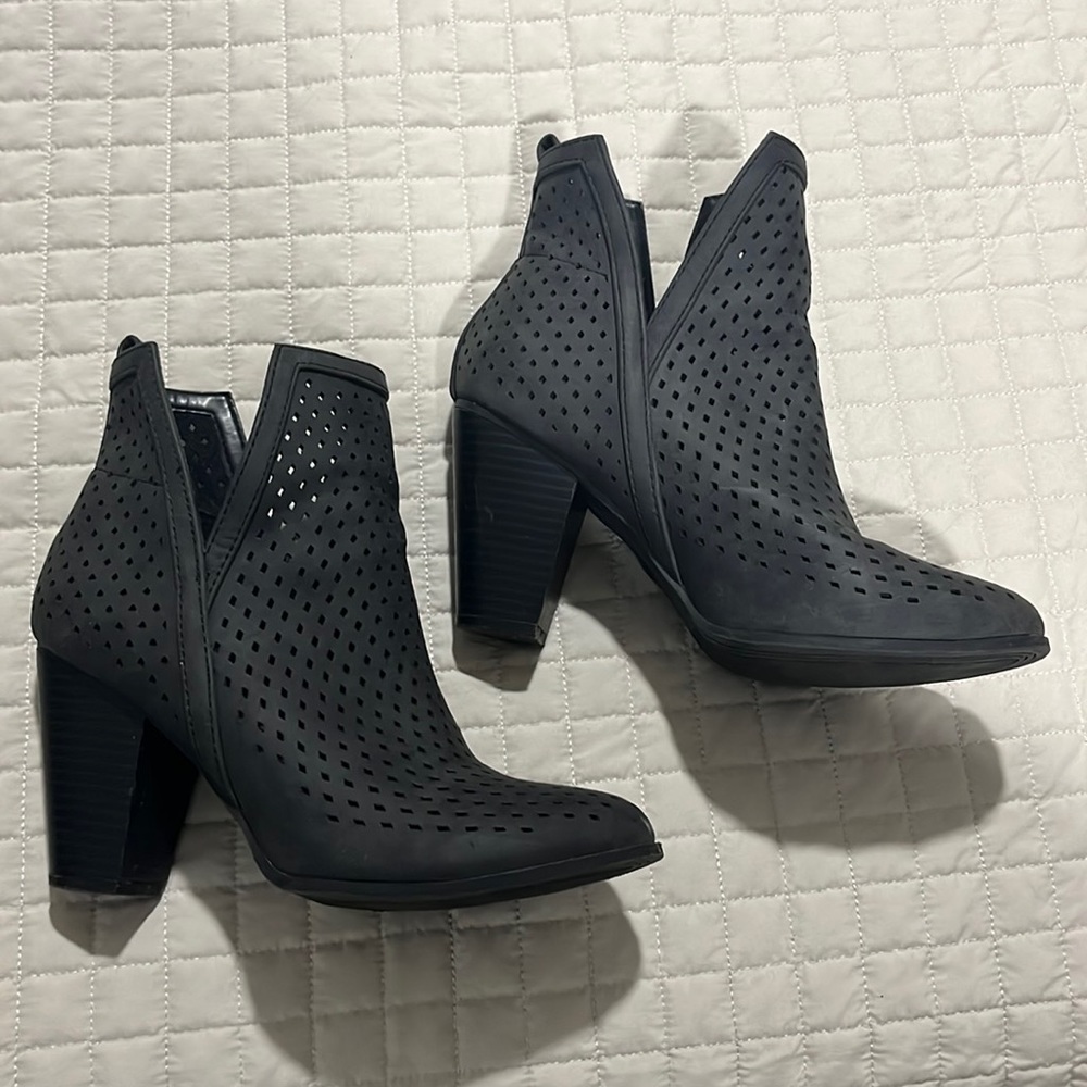 Express booties -black